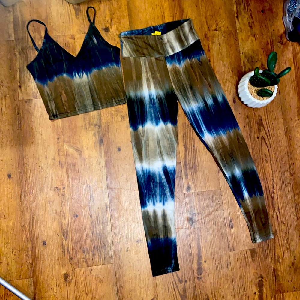 Tie die legging and spaghetti strap shirt set